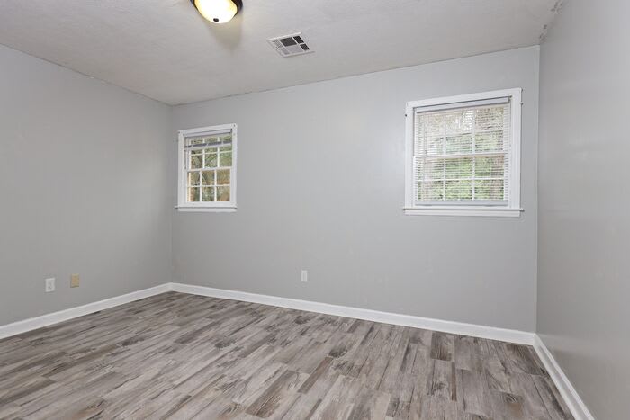 3591 Robert E Lee Drive – photo 5