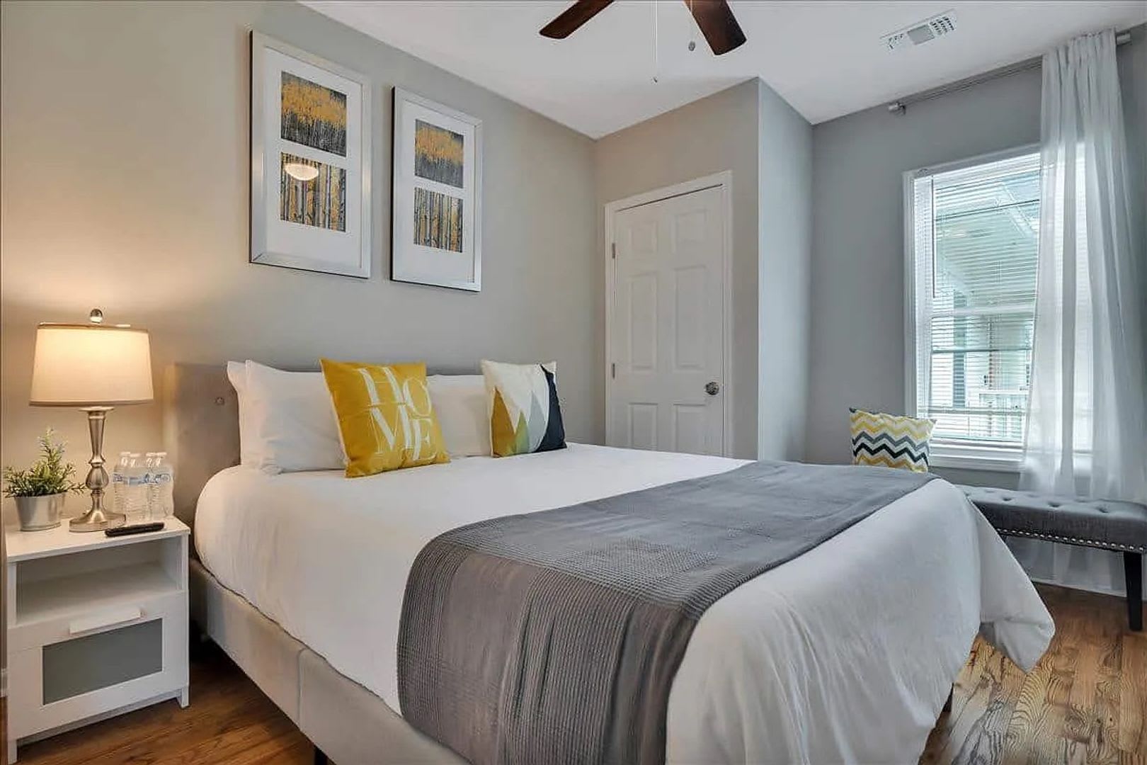 Room in 4 Bedroom Home at Mayson Turner Rd NW – photo 2