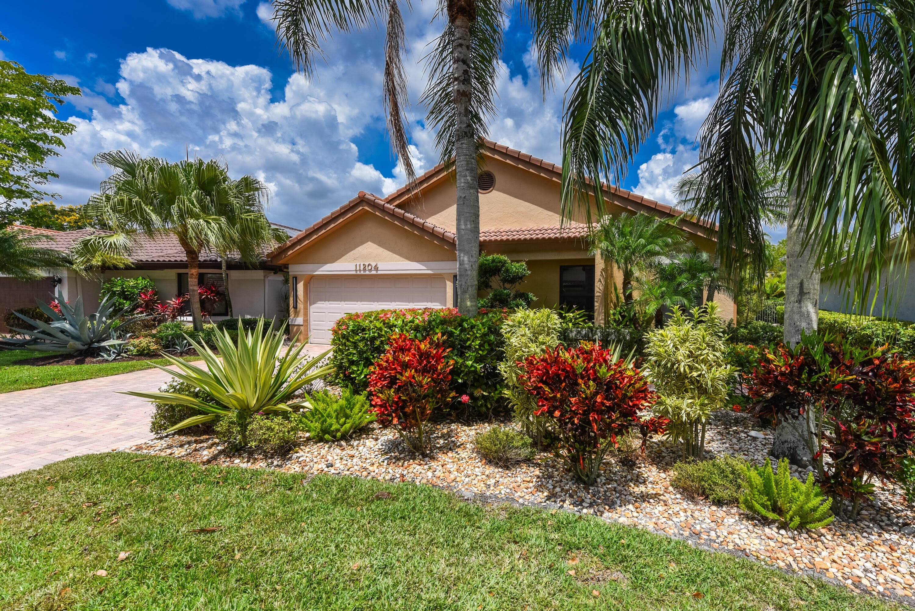 11204 Cloverleaf Circle – photo 4