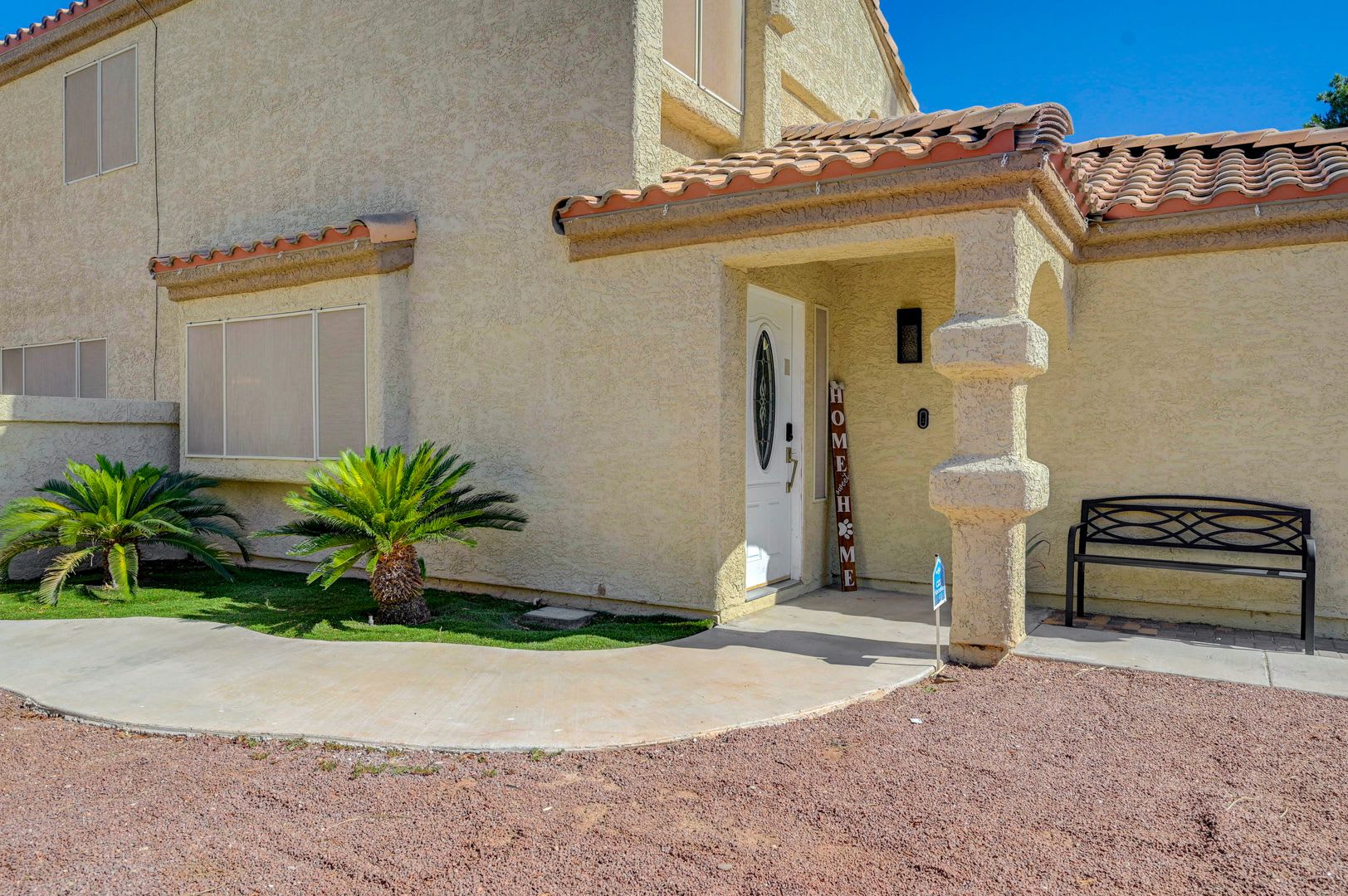 2 story, 3 bed, 2 1/2 bath, 2 car with pool & spa – photo 5