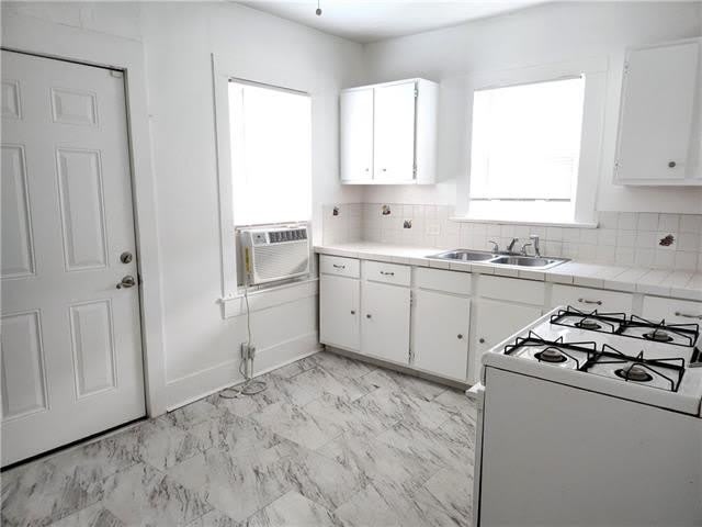 533 Avenue A – photo 5