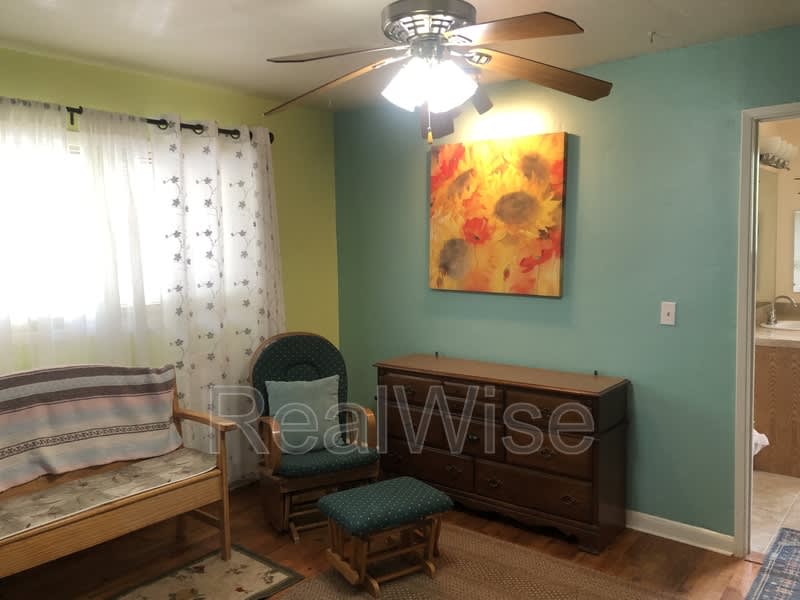 602 Schroeder Ln – photo 5