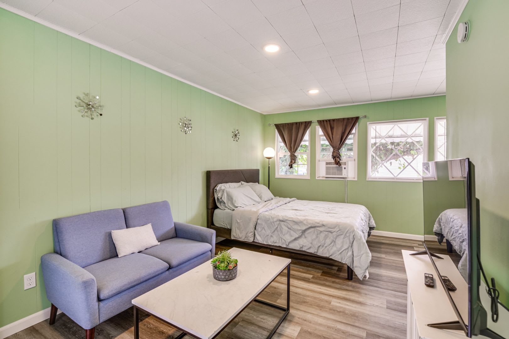 Charming Studio House in San Diego – photo 3