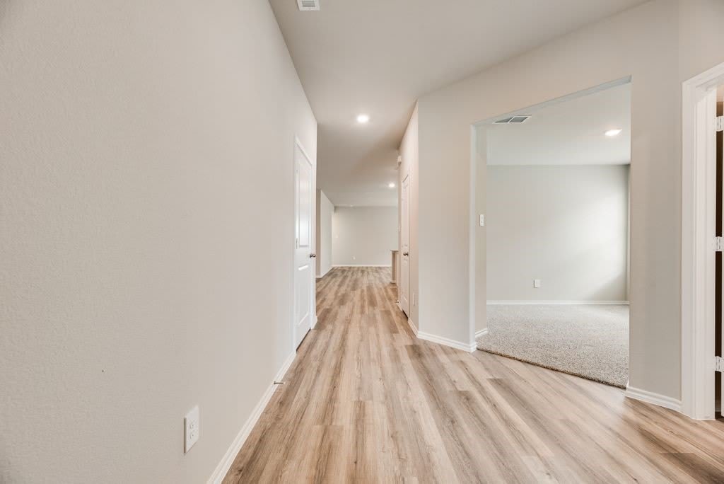 16537 Hudson Prairie Way – photo 3