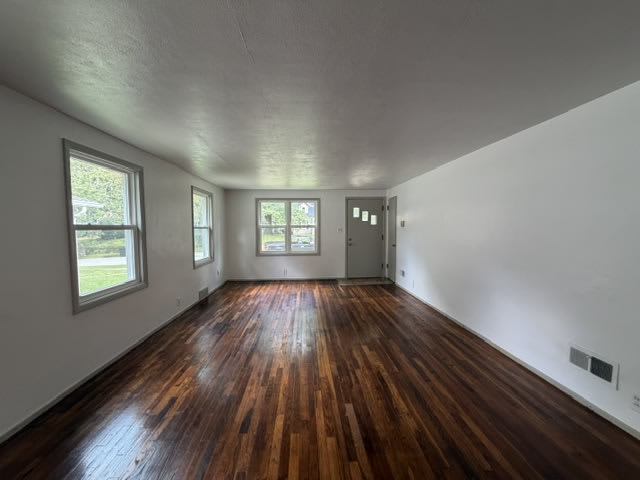 2229 Parkview Place – photo 2
