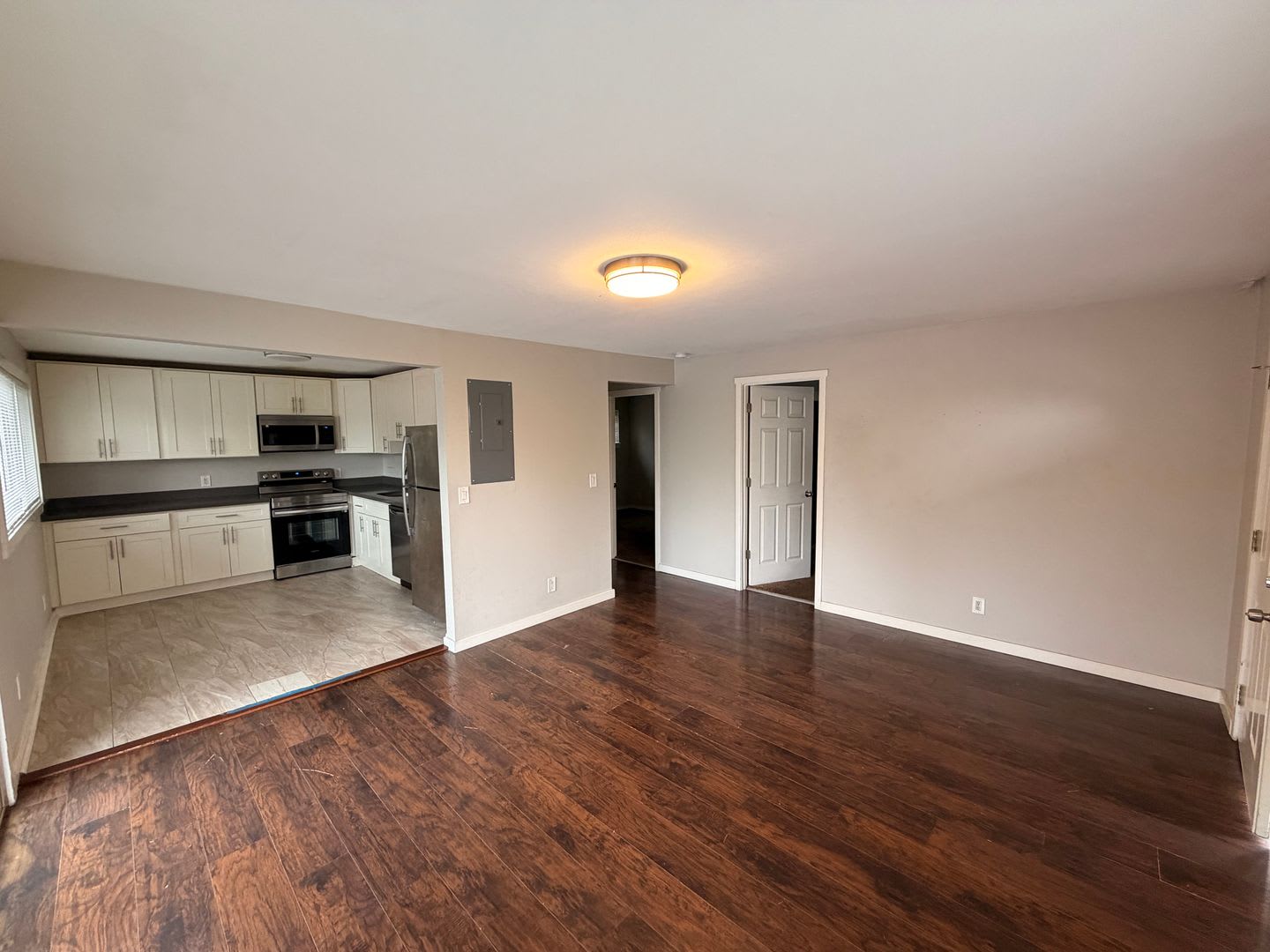 Jericho Apartments – photo 2