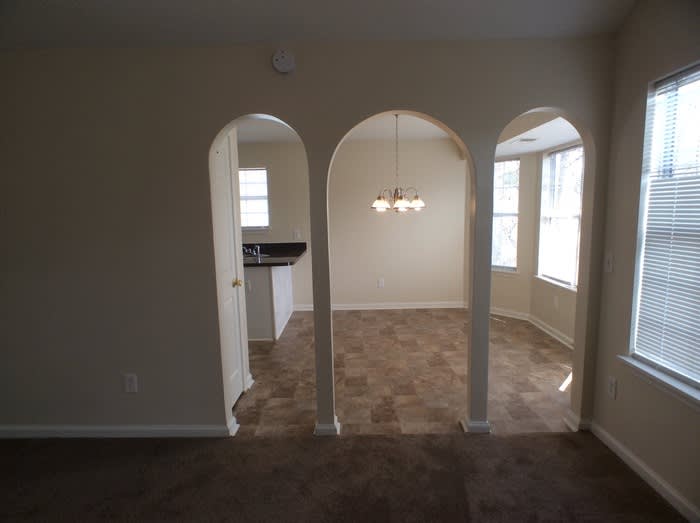 4033 Rhinehart Court – photo 3
