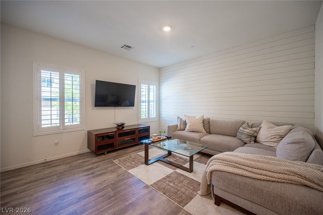 530 Gloster Avenue – photo 5
