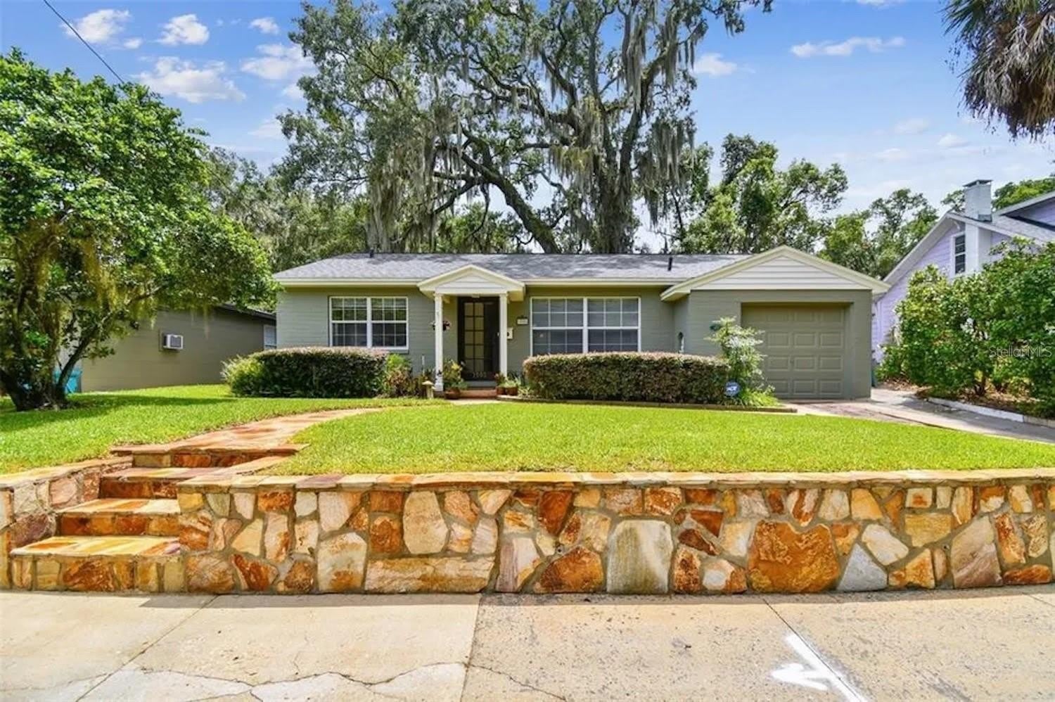 1500 E Ridgewood Street – photo 1