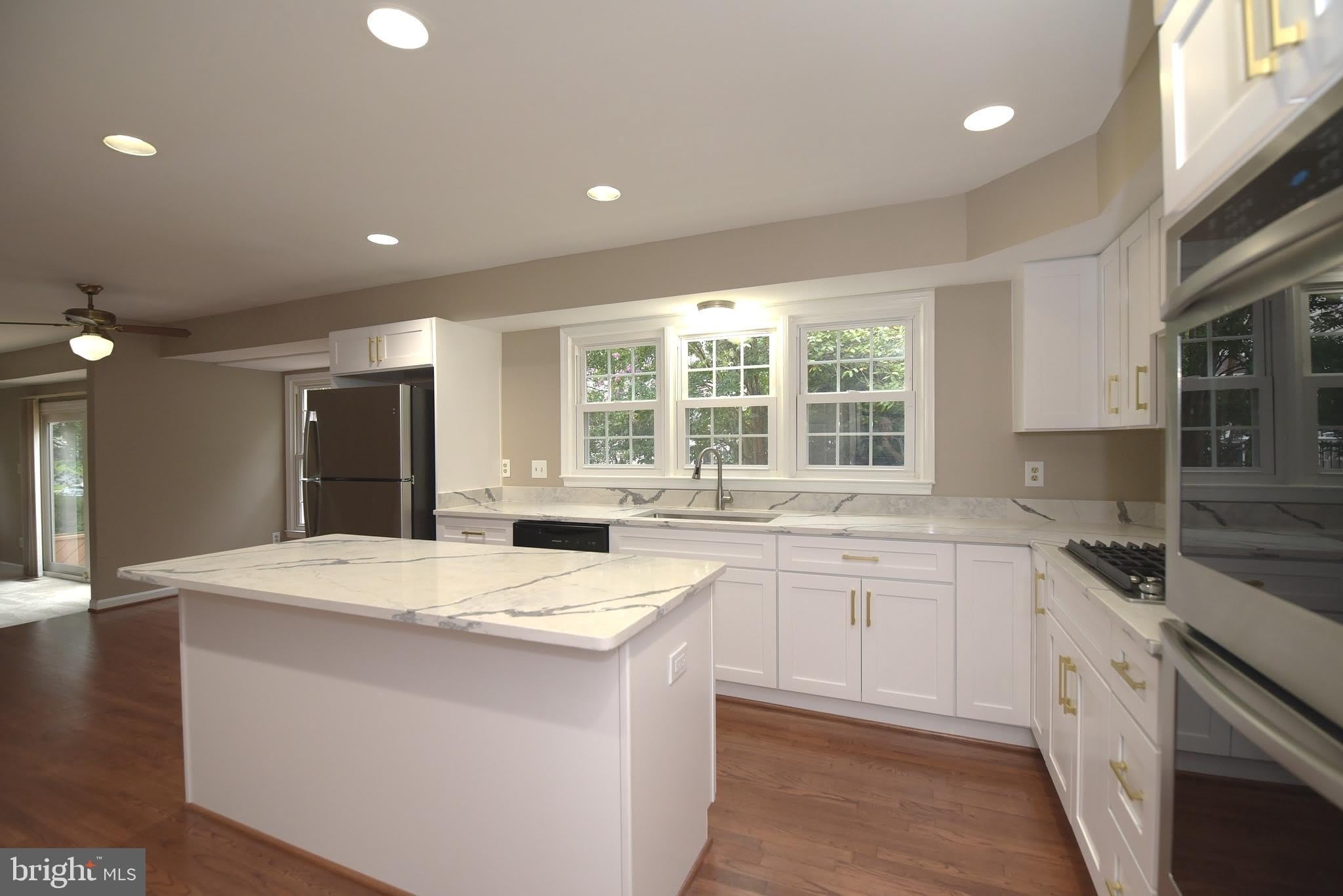 43493 GOLDEN MEADOW Circle – photo 3