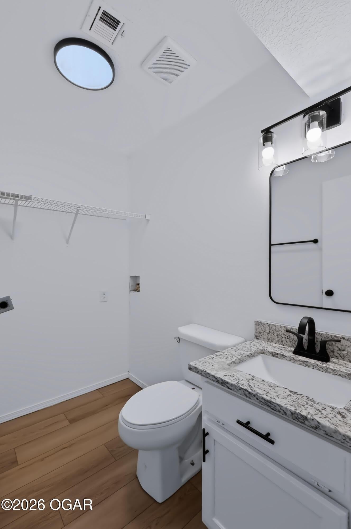 711 S Walker Street – photo 5