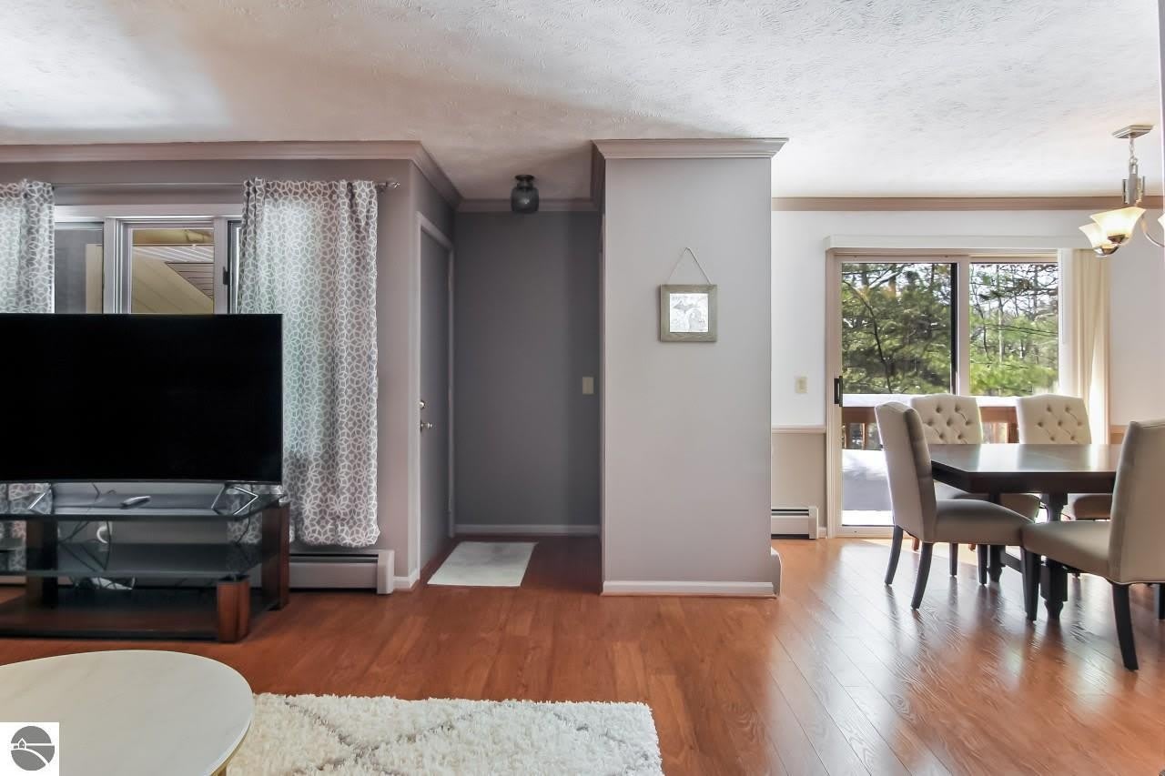 3814 Maid Marian Lane – photo 5