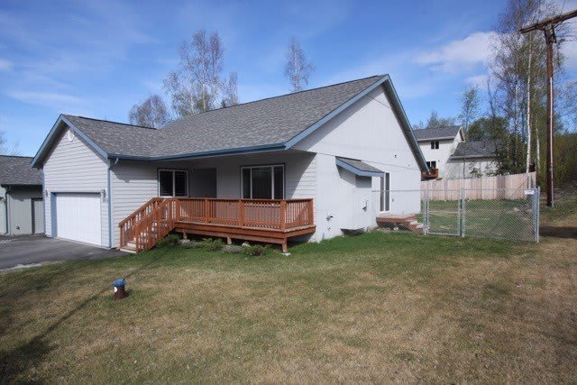 4 Bedroom Ranch Home in Eagle River! – photo 2