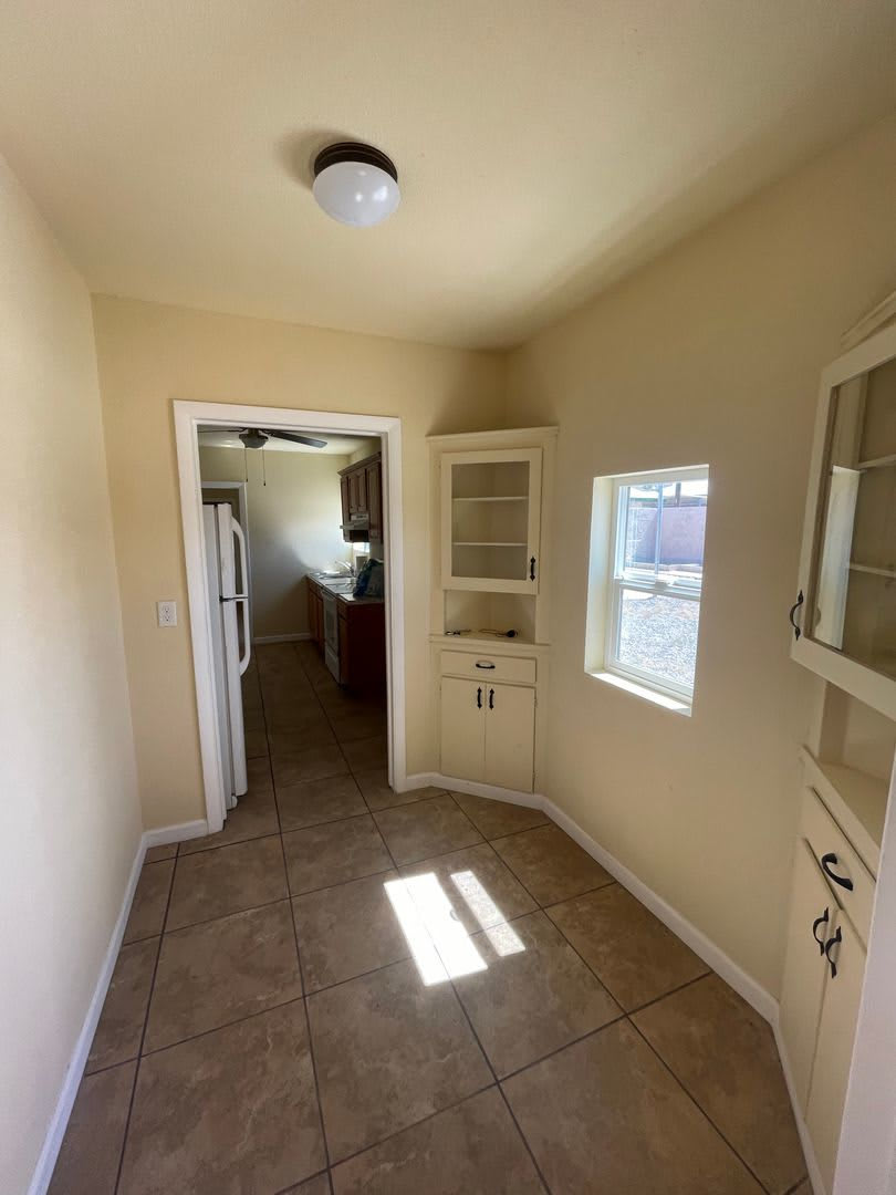 One Bedroom One Bathroom near Downtown Yuma! – photo 5