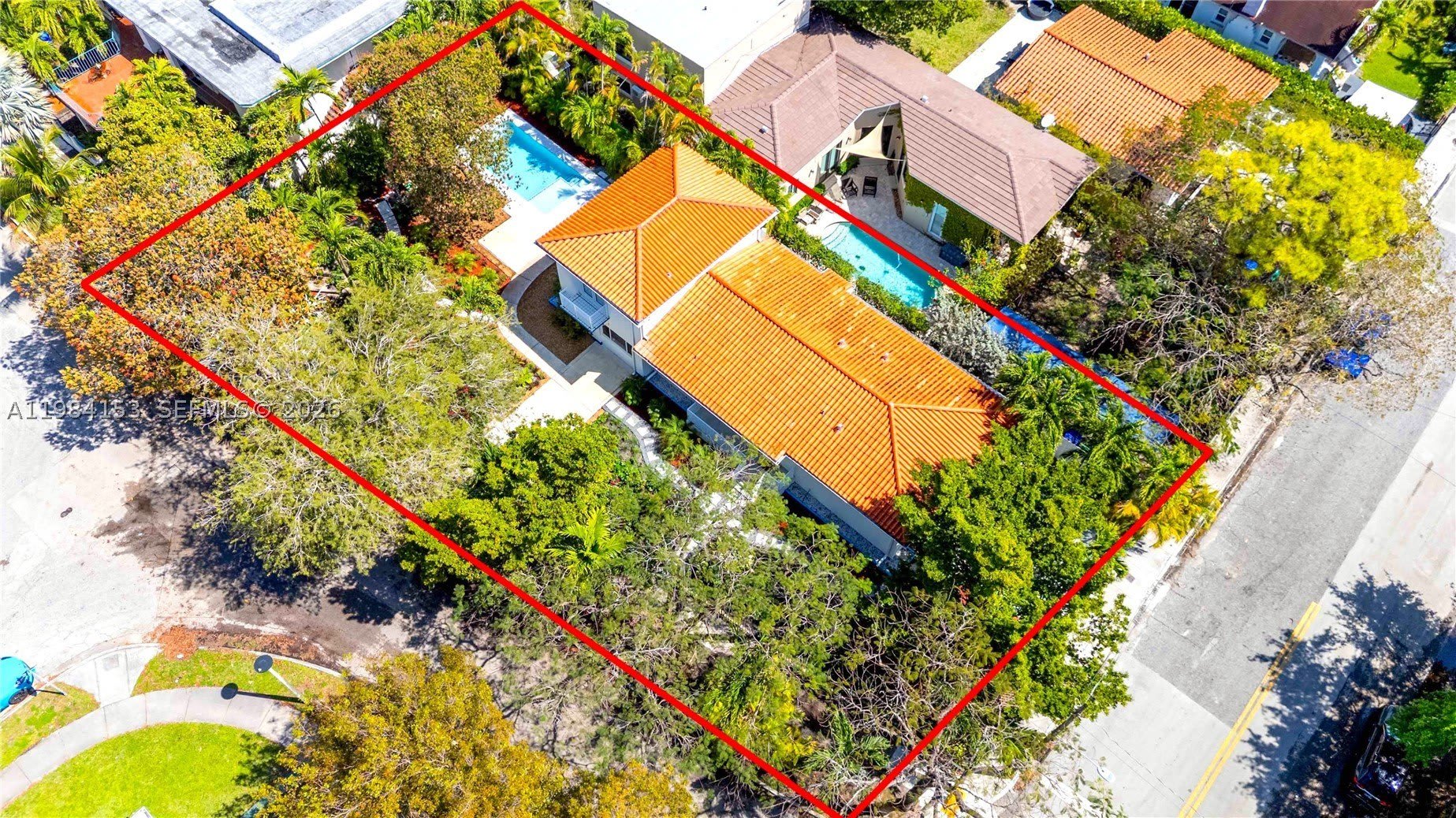 1345 SW 14th Ave – photo 2