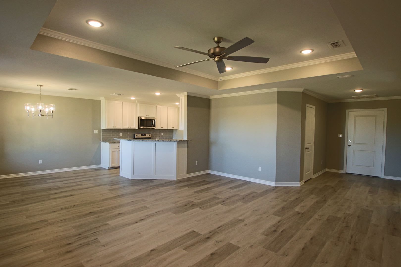 Beautiful 3 Bedroom 2 Bathroom Townhouse In South Tyler – photo 5