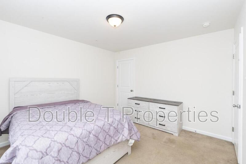 1841 Graymount Way – photo 5
