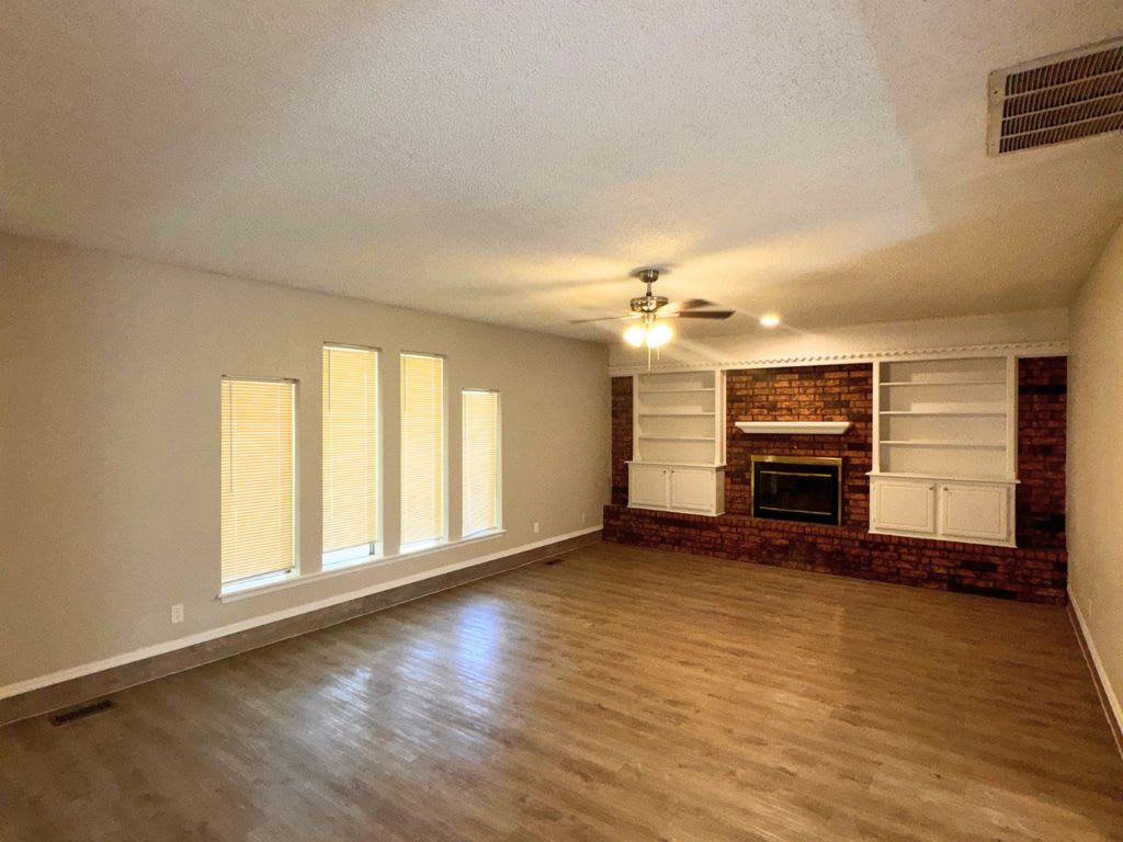 11629 Kings Cir – photo 4