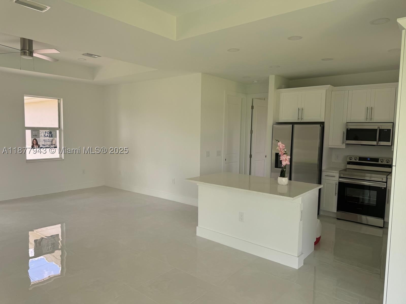 2044 Crawford Ave N – photo 4