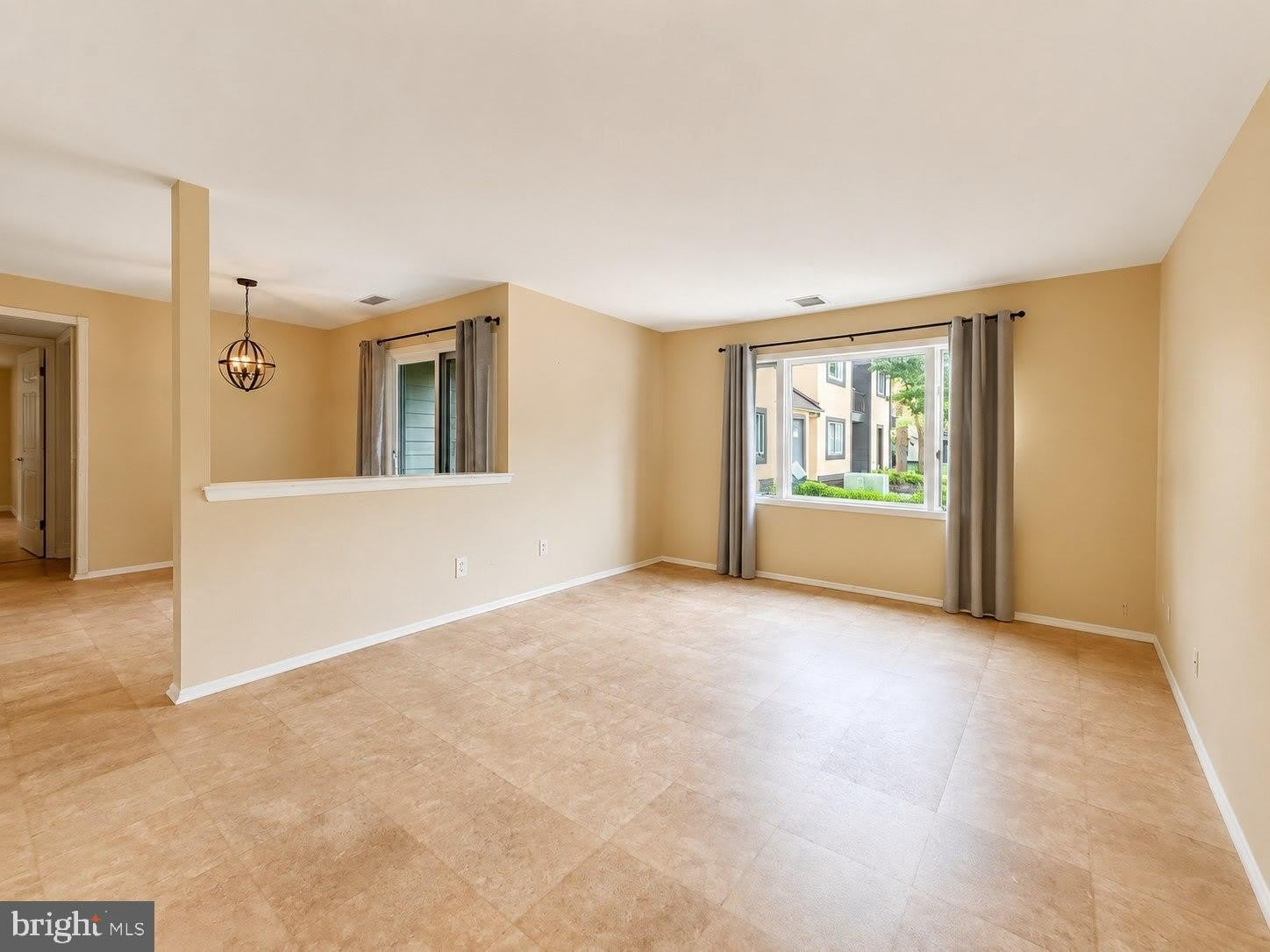 2112 SAYRE Drive – photo 2