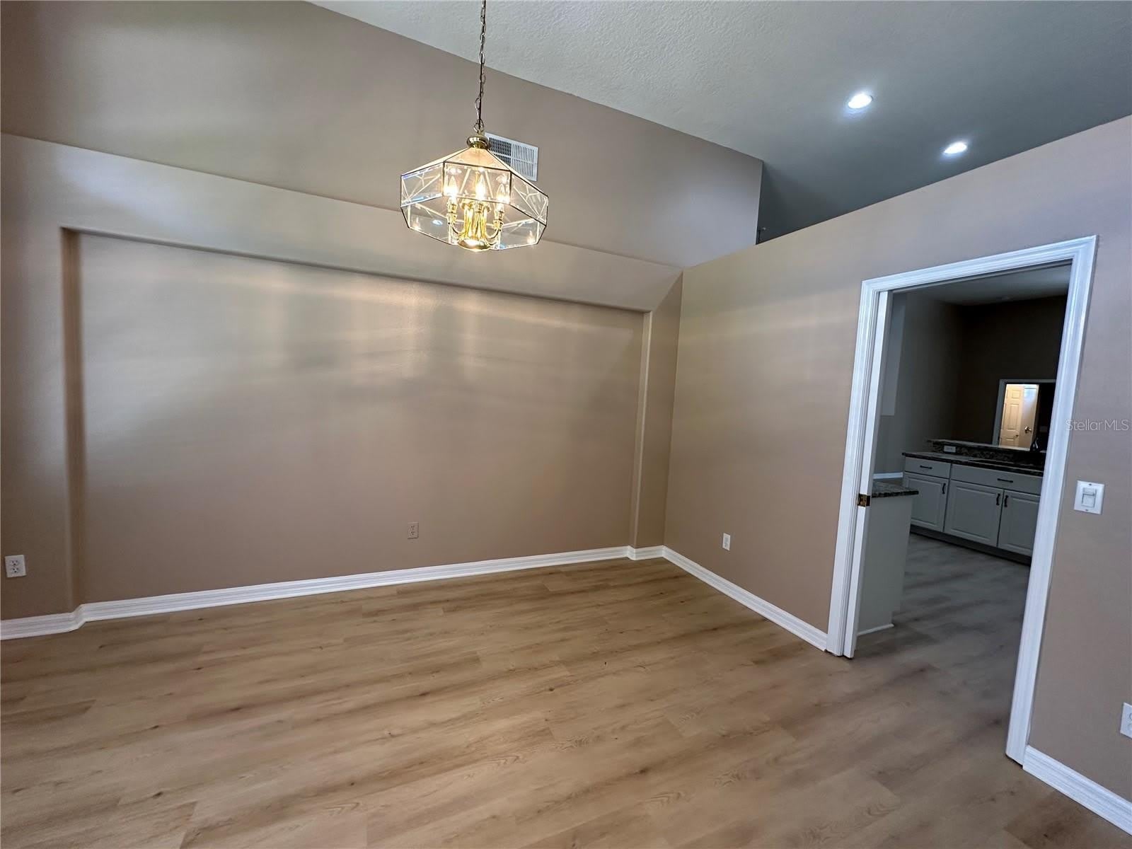 13813 BLUEWATER Circle – photo 4