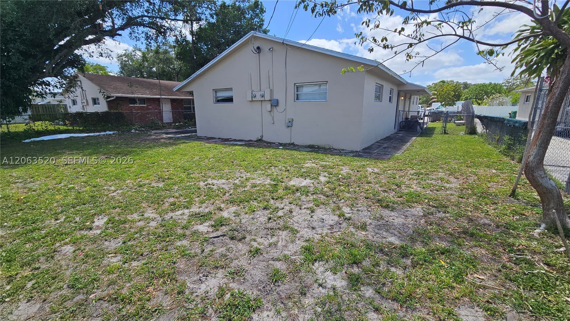 5030 Sw 26Th Ave – photo 4