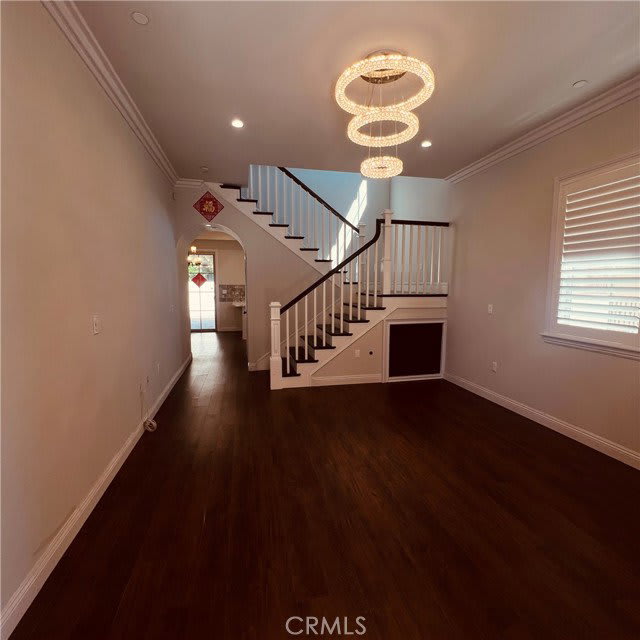 4847 Glickman Avenue – photo 4