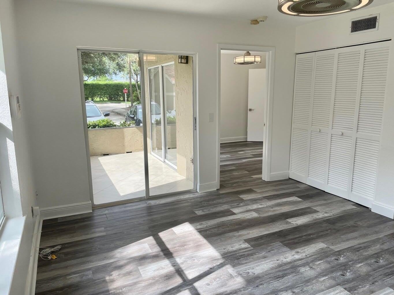 1760 Palm Cove Boulevard – photo 4
