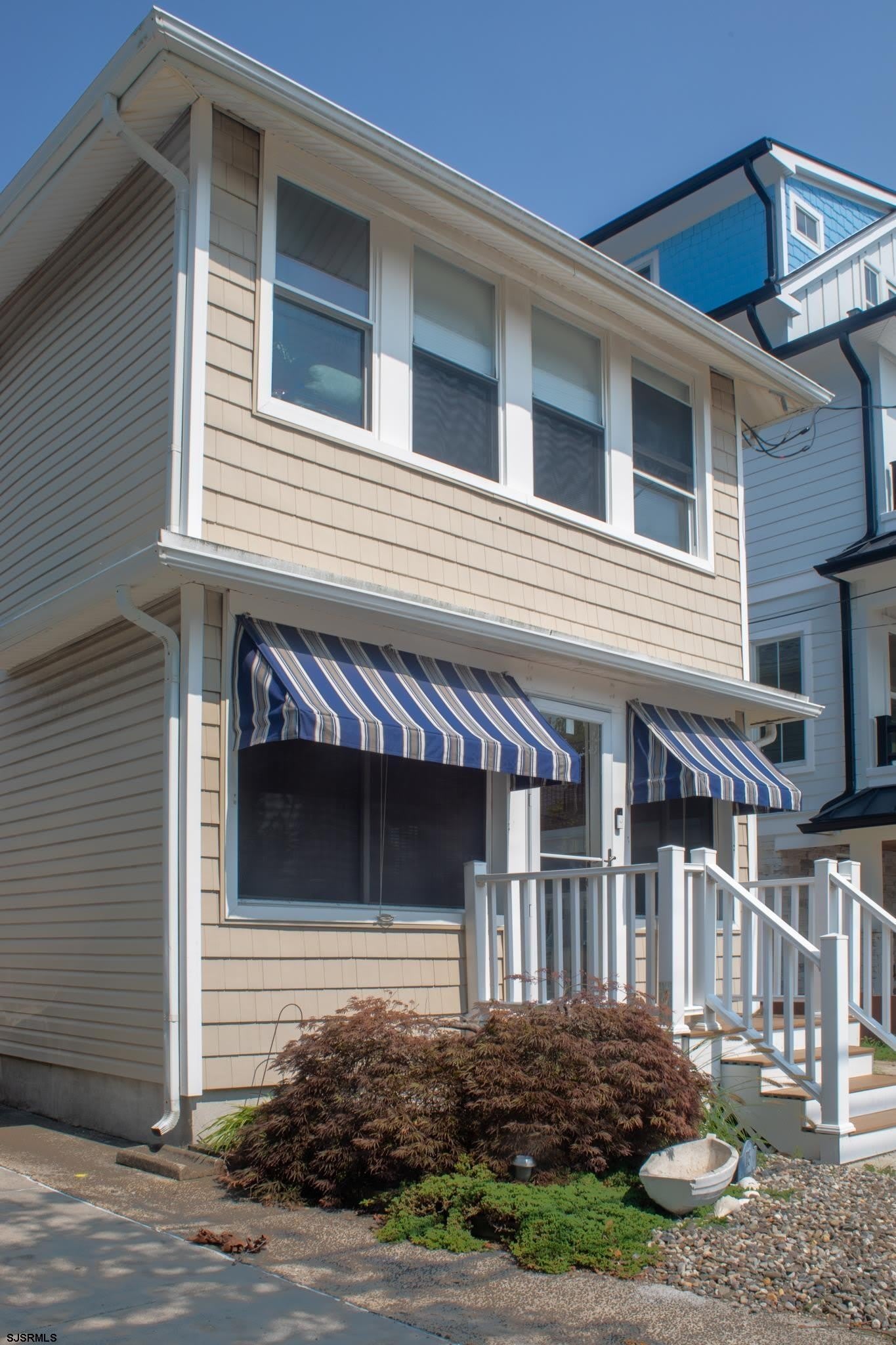 115 N Richards Ave – photo 2