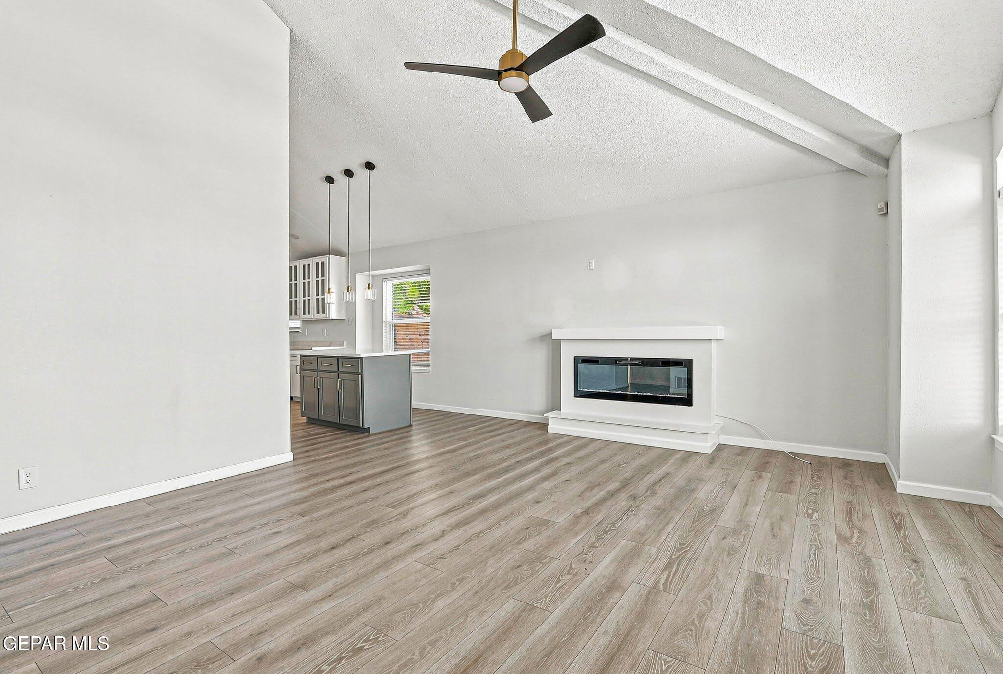 7453 PLAZA TAURINA Drive – photo 4