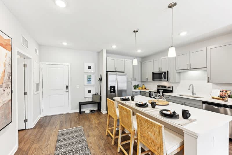 District West – photo 4