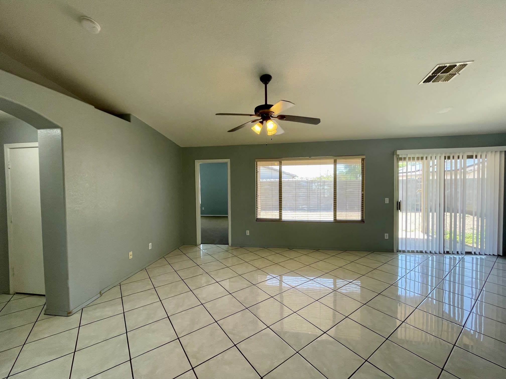 807 E Centre Ave – photo 5