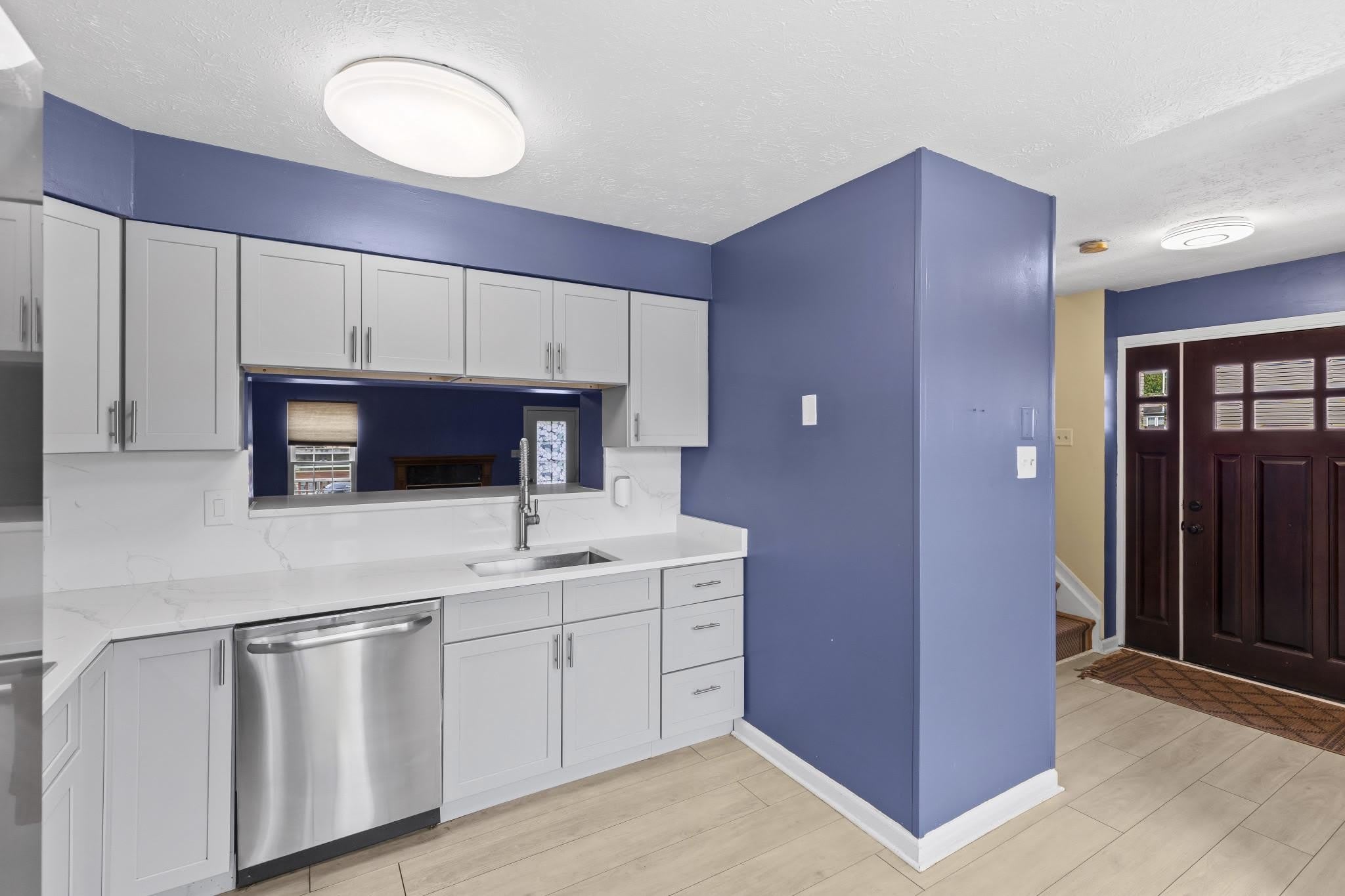 5411 CASTLESTONE Drive – photo 5