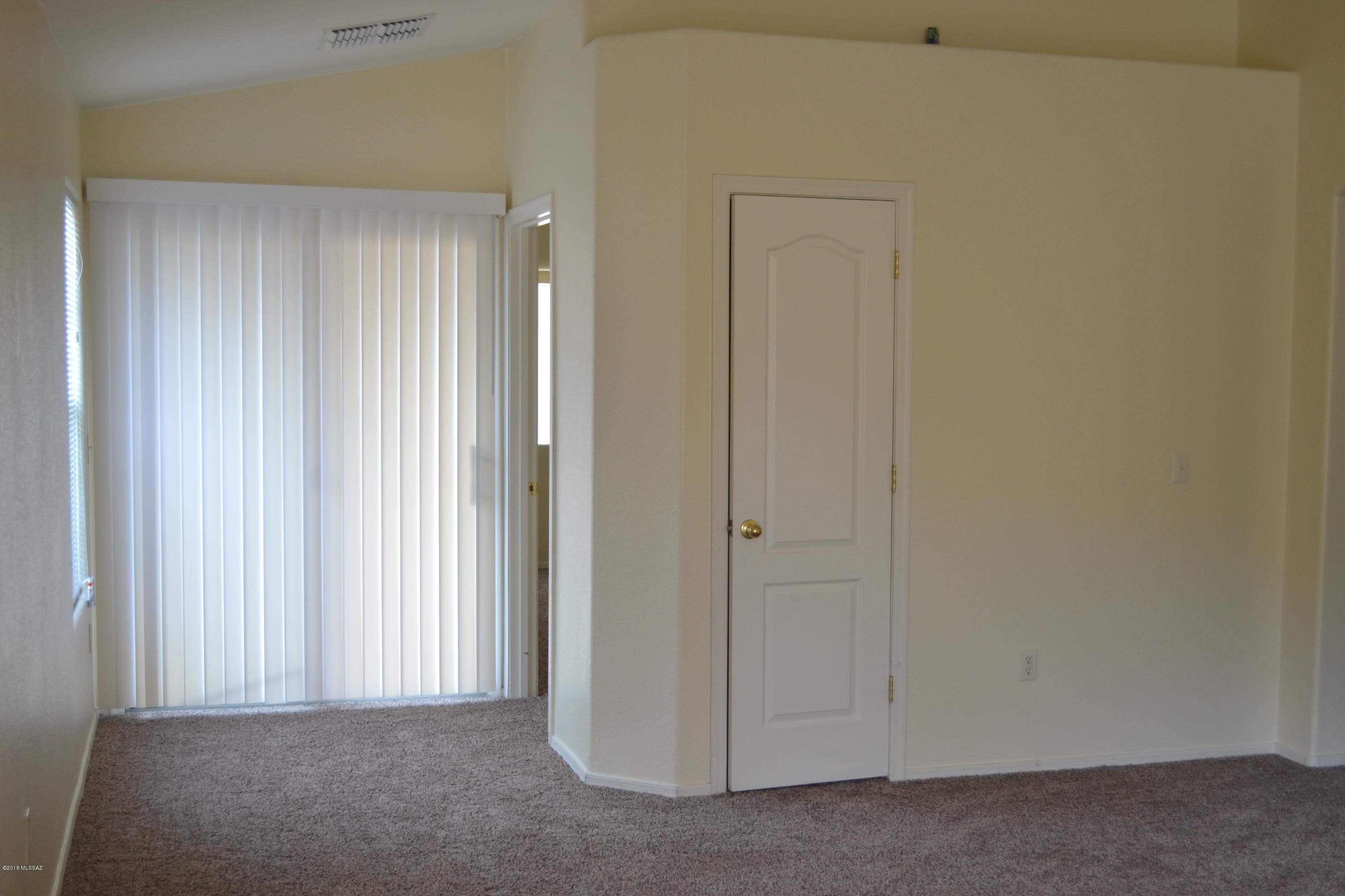 2446 E Calle Pelicano – photo 3