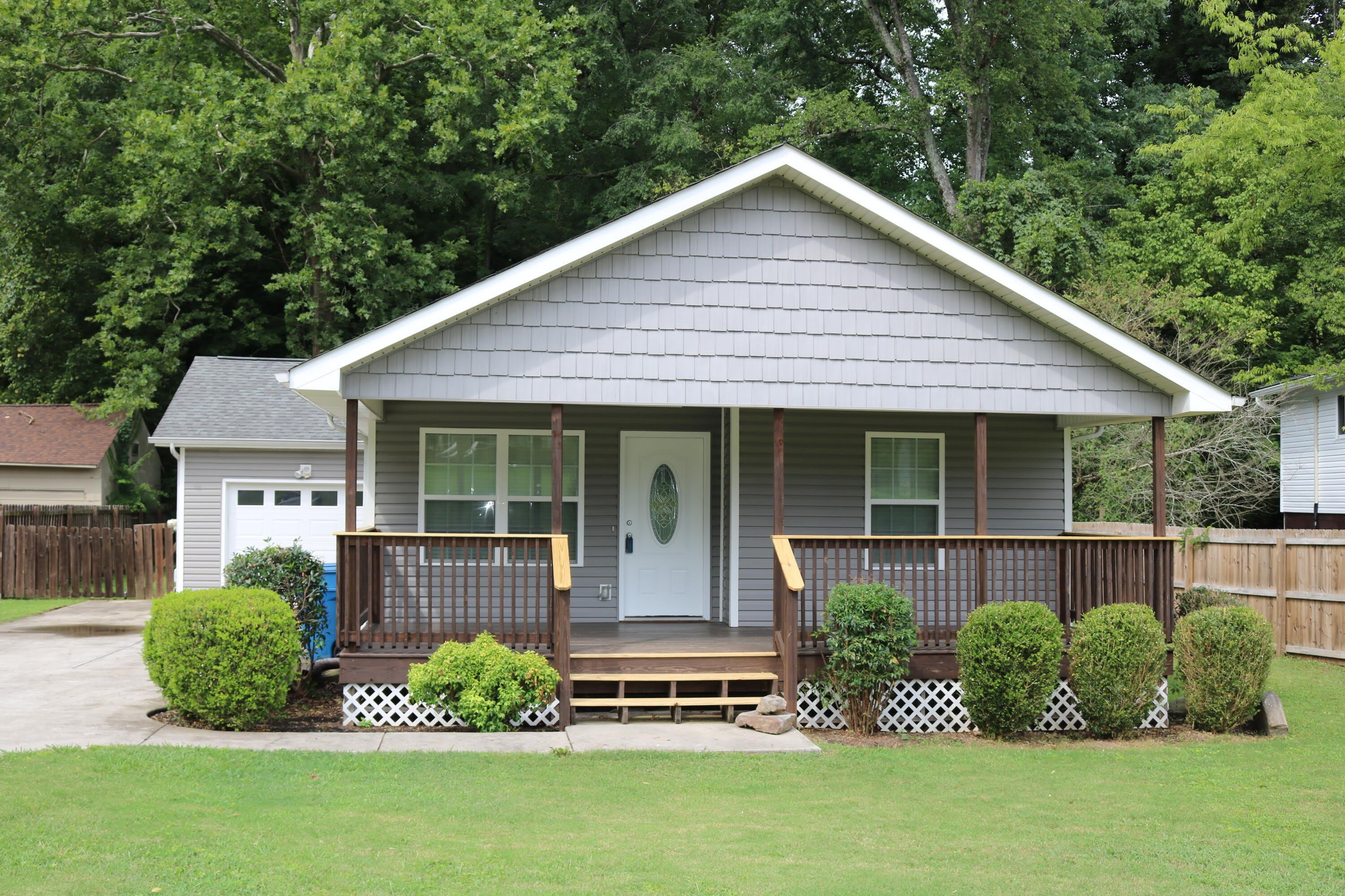 211 Martin Road – photo 3