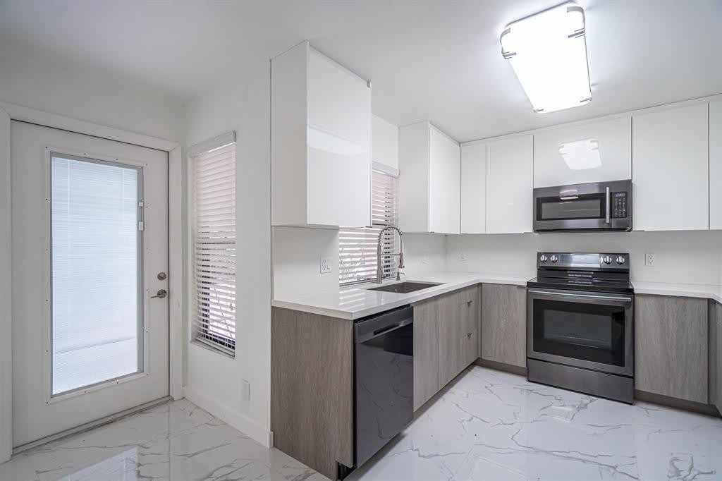 5536 Eton Court – photo 3