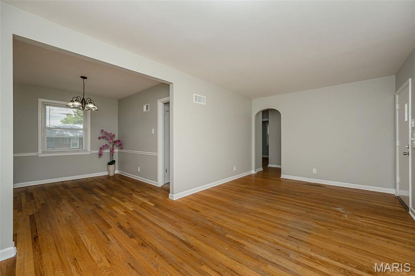 1225 Newark – photo 4