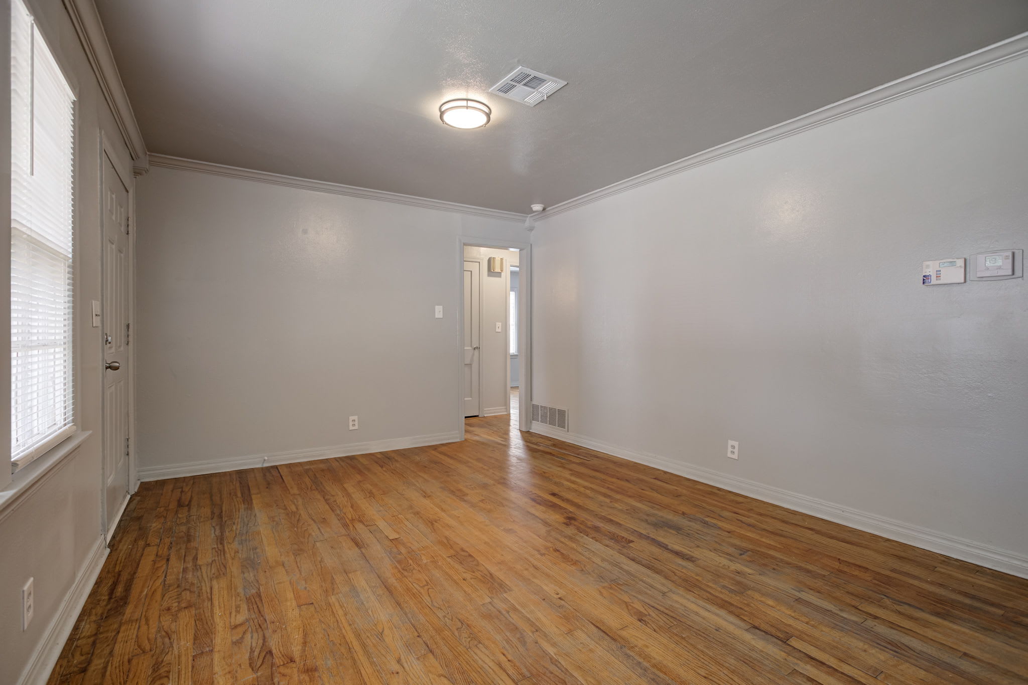 910 Garver Street – photo 4