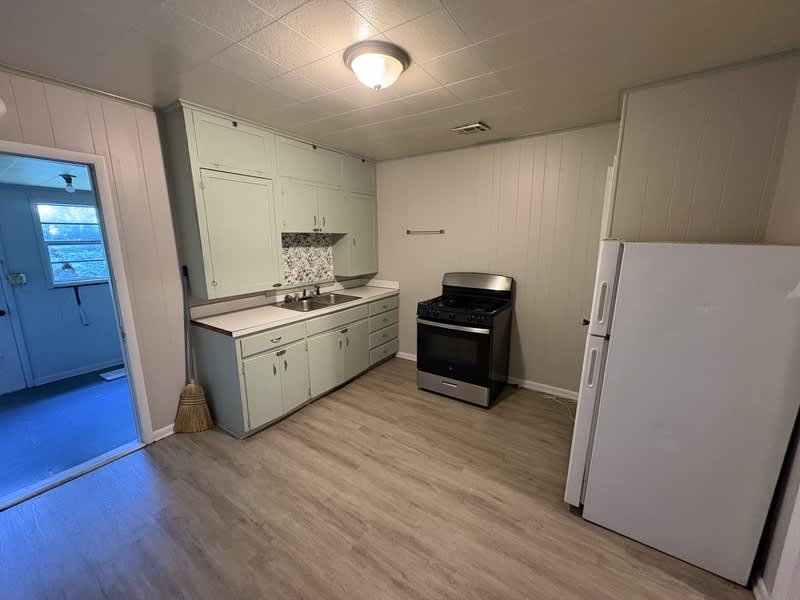 2614 East Archer Street – photo 3