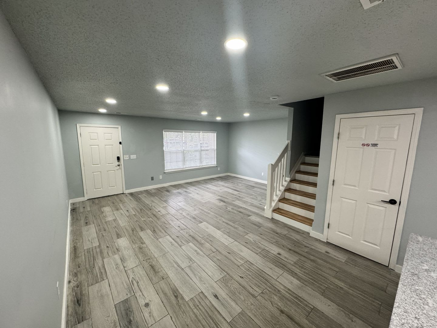 Ready To Move In – photo 3