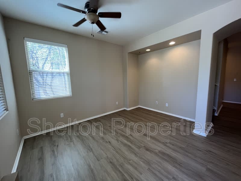 2958 N Clanton St – photo 5