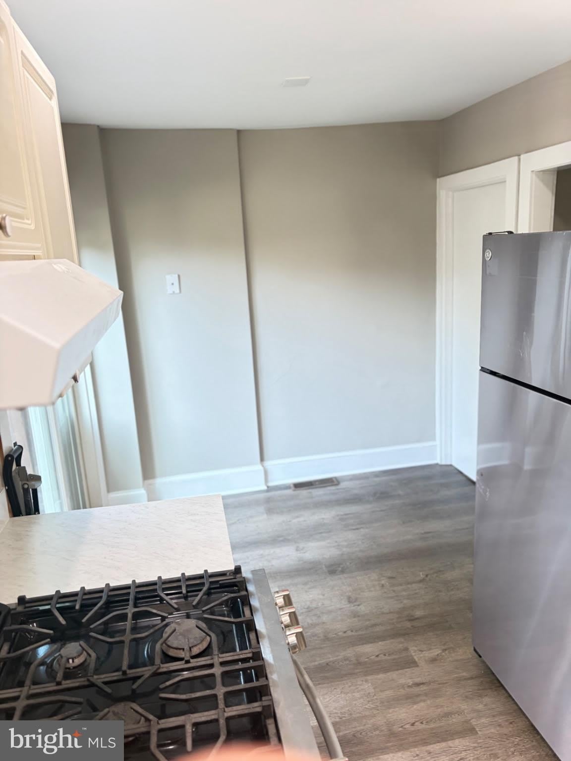 221 ROCKINGHAM Road – photo 3
