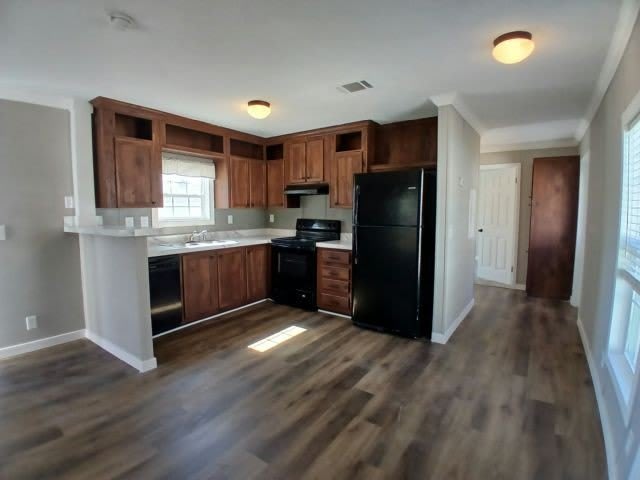 1660 Genie St – photo 3
