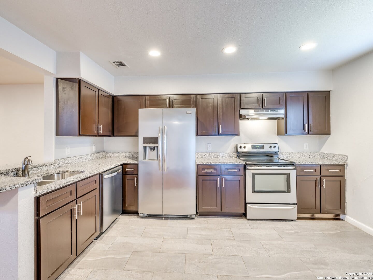100 Lorenz Rd – photo 5