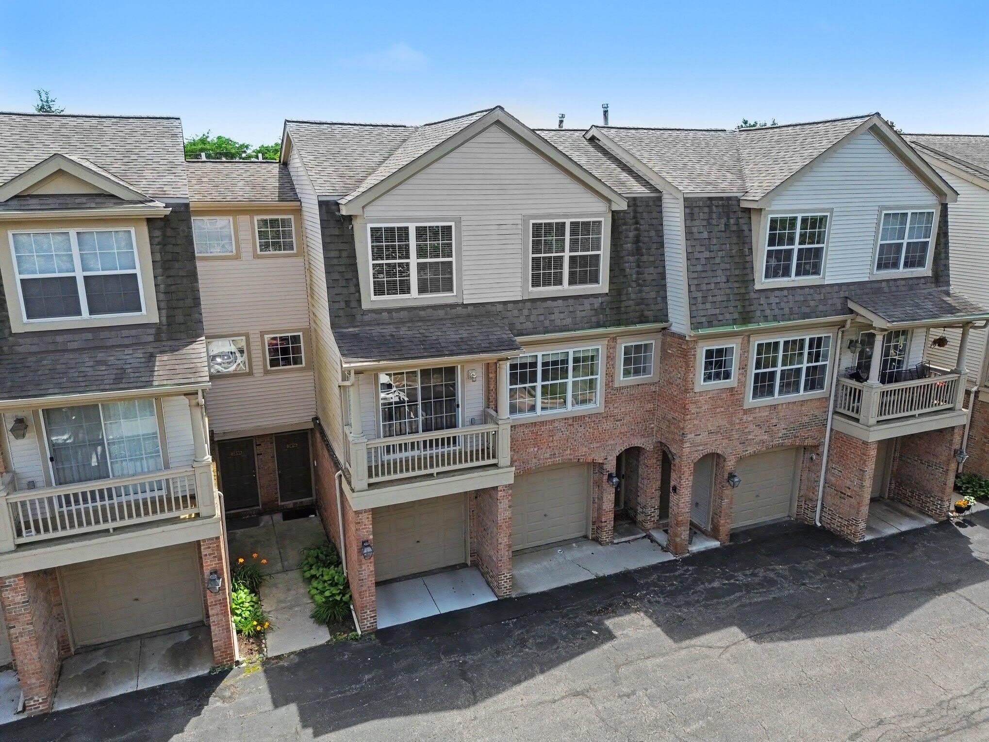 2878 Barclay Way – photo 2
