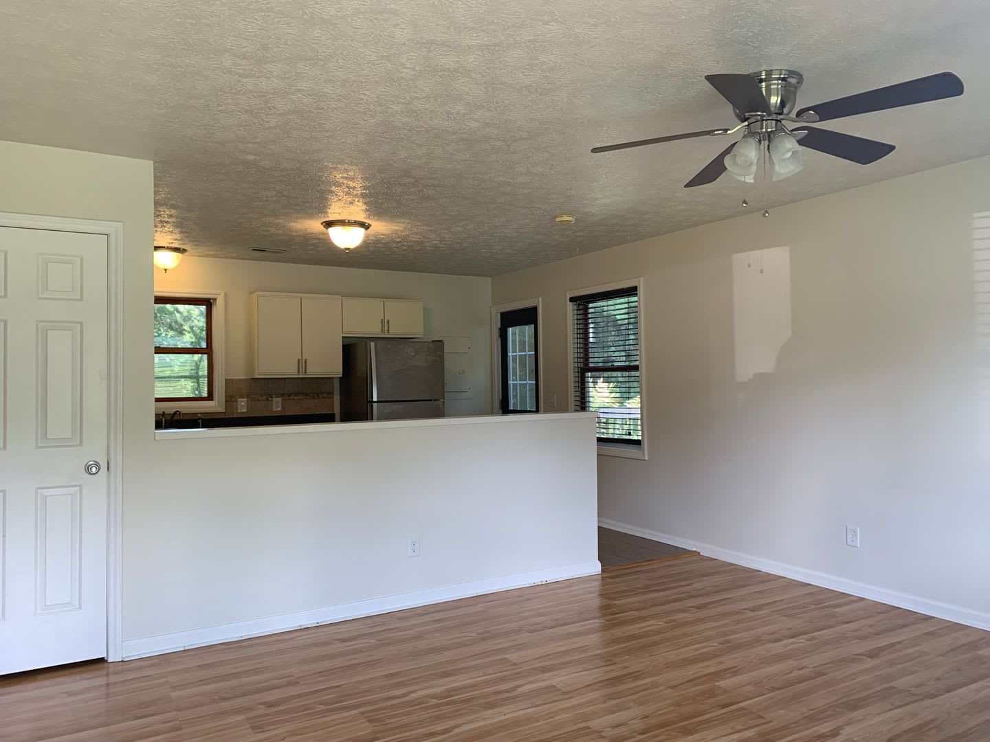 3 Bedroom 1 Bath House – photo 5