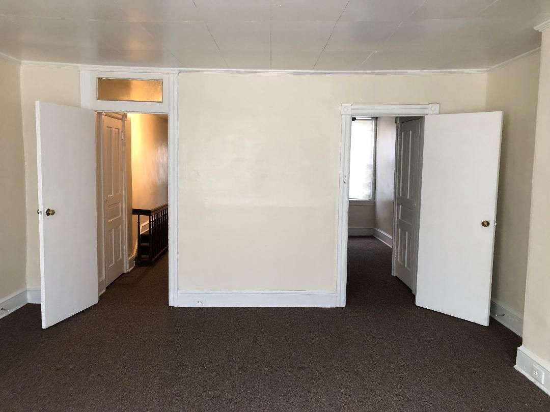 2127 S 65Th St – photo 1