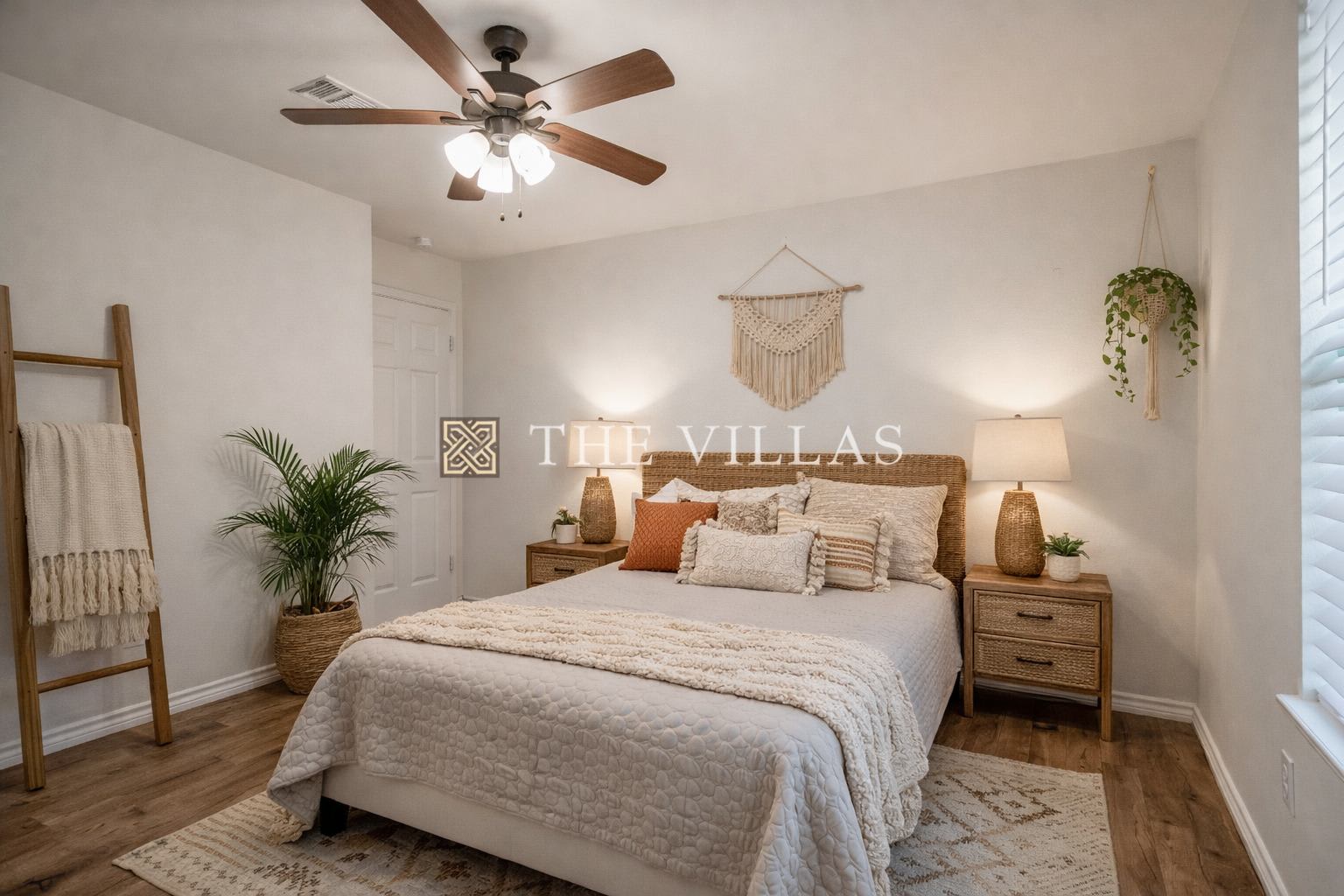 102 Costa Del Oro St – photo 1