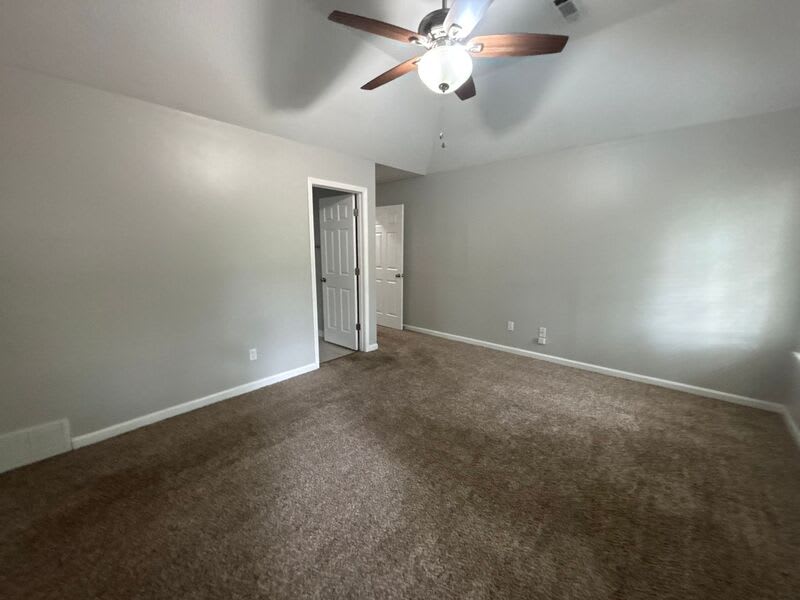 2573 Laurelcrest Dr – photo 2