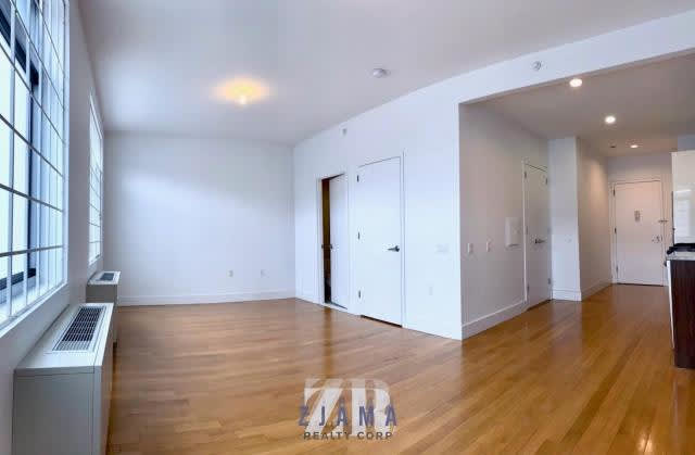 836 Bergen Street – photo 1